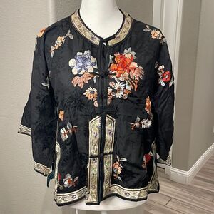 Vintage Bullock’s Made In China Embroidered Silk Blouse 1950’s Woman’s Size Smal